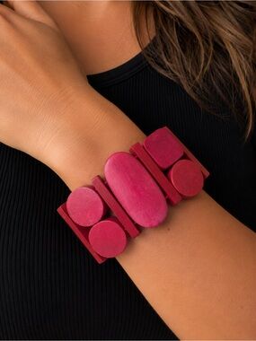 Geometric wood stretch bracelet